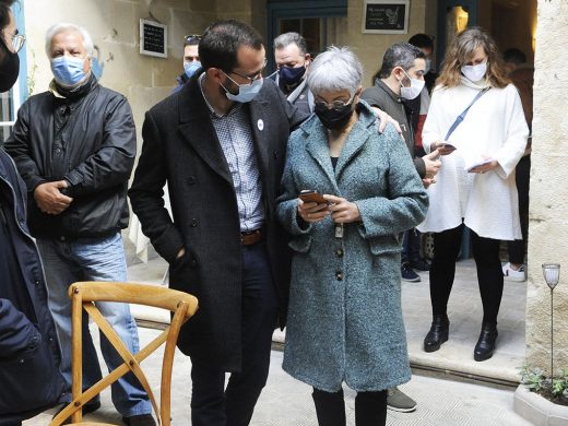 (Fotos) Maó recupera la llegada en barco de los Reyes Magos