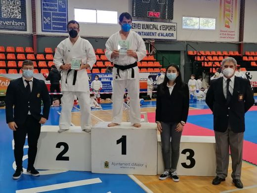 (Fotos) Físics Ciutadella logra 46 medallas en el Campeonato Sant Antoni de Karate