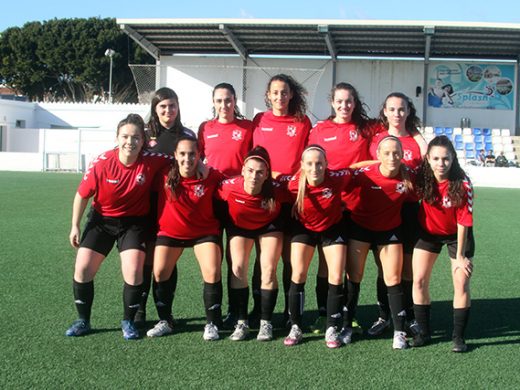 (Fotos) El Sant Gabriel no da opción al Sant Lluís