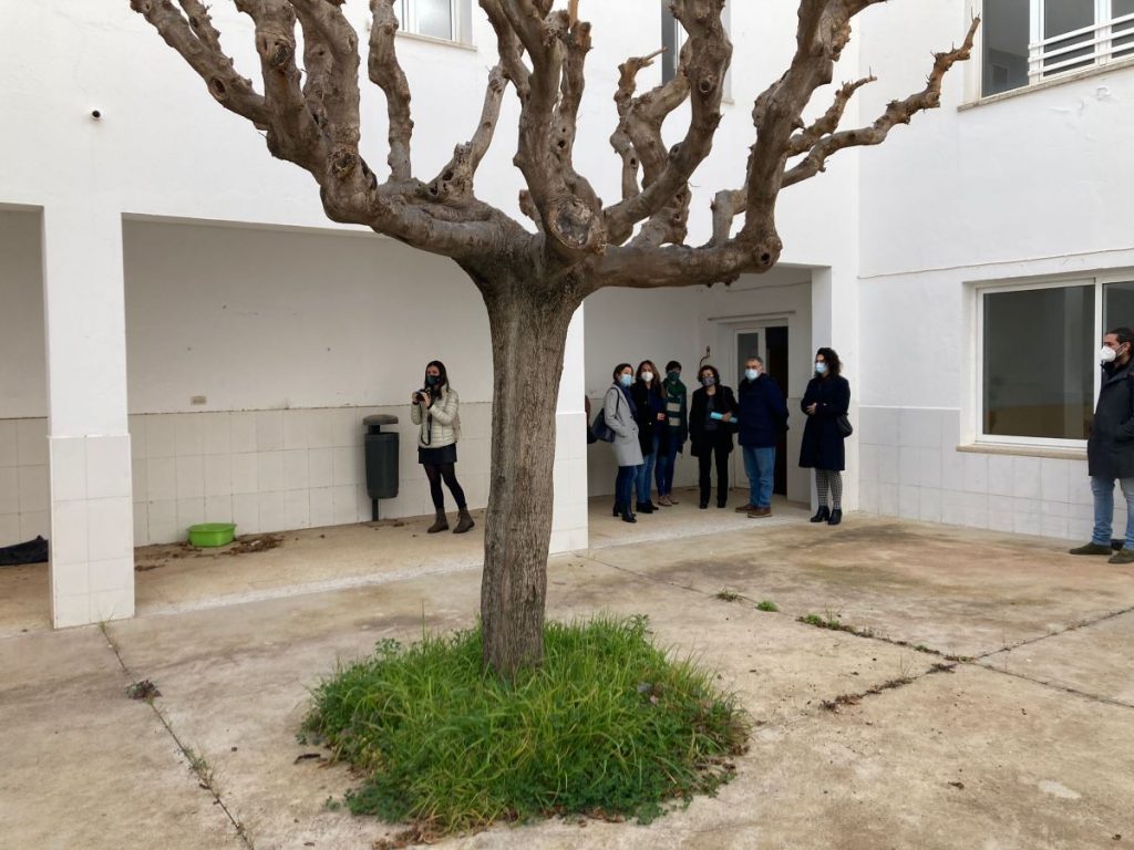 Las autoridades han visitado el Centro Es Fabiol esta mañana