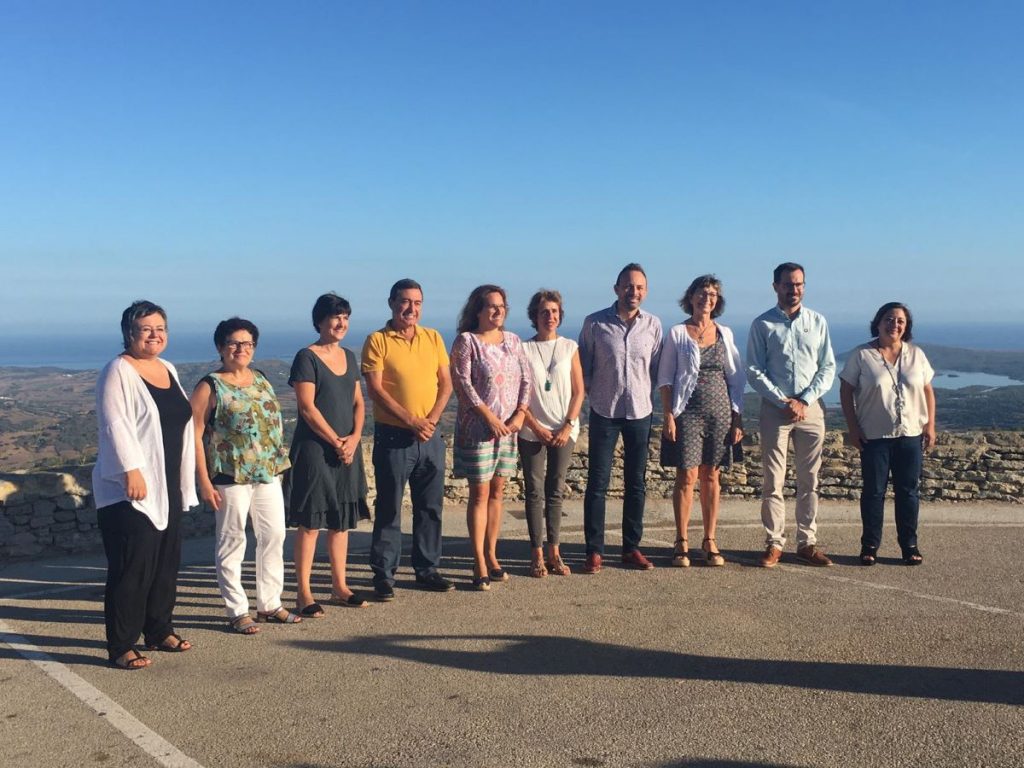 Representantes de los ayuntamientos y el Consell de Menorca