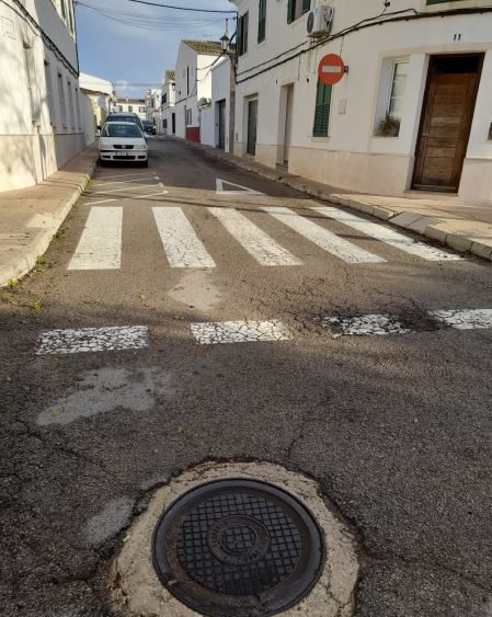 Calle de Sant Climent que será reasfaltada.