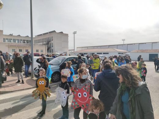 (Fotos) El Carnaval animó las calles de Sant Lluís