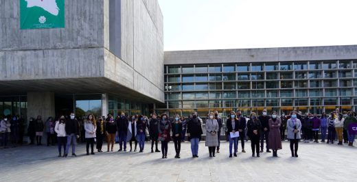 Concentración en la sede del Consell de Menorca esta mañana