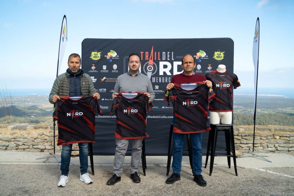 El acto de presentación se ha llevado a cabo en la cima de Monte Toro (Imagen: Biosport)