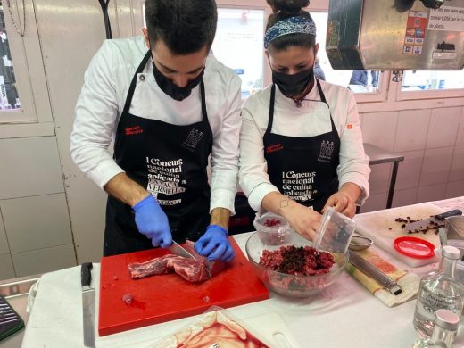 (Fotos) Culto a la “vaca vermella” de Menorca