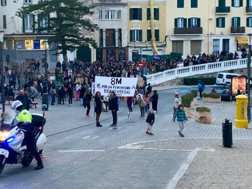Menorca sale a la calle por un feminismo transversal