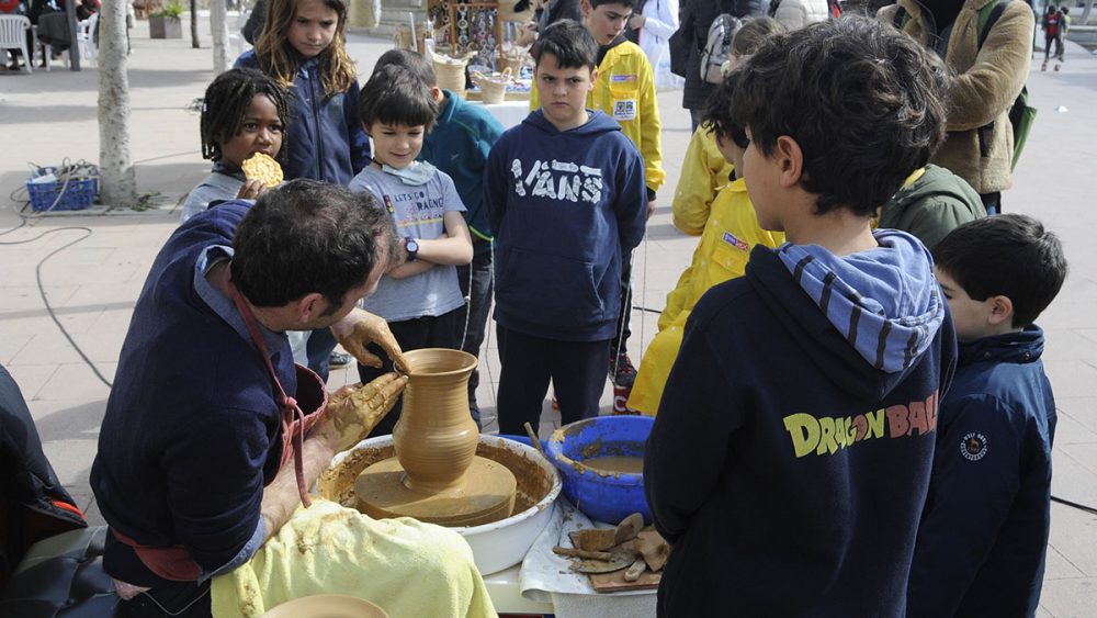 Los oficios artesanos de Menorca fueron uno de los atractivos del pasado Día de Baleares (Foto: Tolo Mercadal)