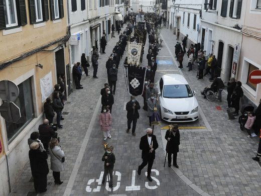 (Fotos y vídeos) La Sang sale en procesión por su 250 aniversario