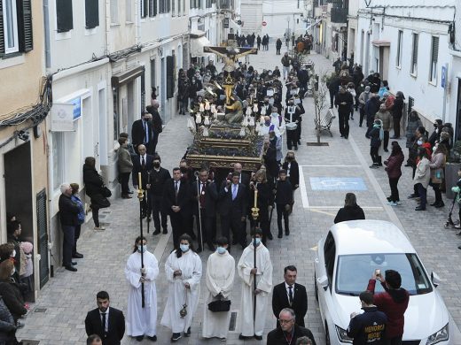 (Fotos y vídeos) La Sang sale en procesión por su 250 aniversario