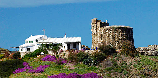 La Torre de Sa Mesquida albergaría las nuevas oficinas municipales (Foto: Tolo Mercadal)