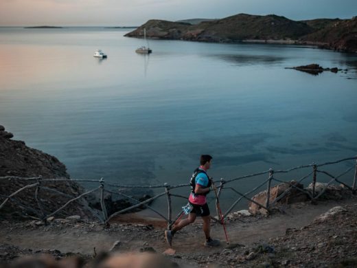 (Fotos) Antoine Guillon y Claire Bannwarth reinan en la Trail Camí de Cavalls