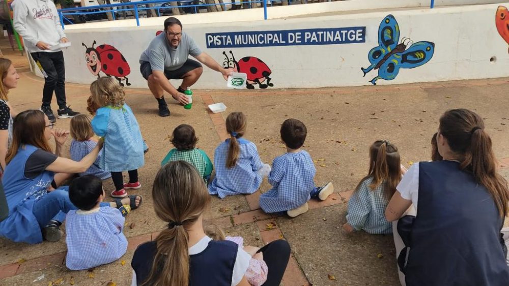 Los alumnos y alumnas, durante la actividad.