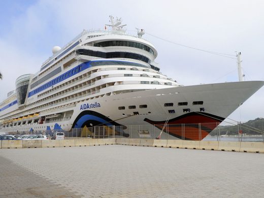 (Fotos) AIDAstella, un lujo de crucero en el puerto de Maó