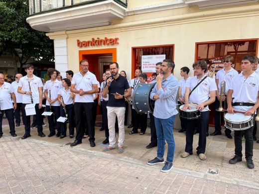 (Fotos) La música de las fiestas, recopilada en un disco