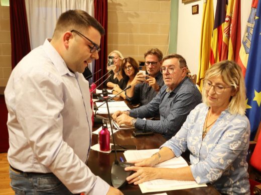 Miquel Alzina y Emilio Díez juran el cargo como regidores des Castell