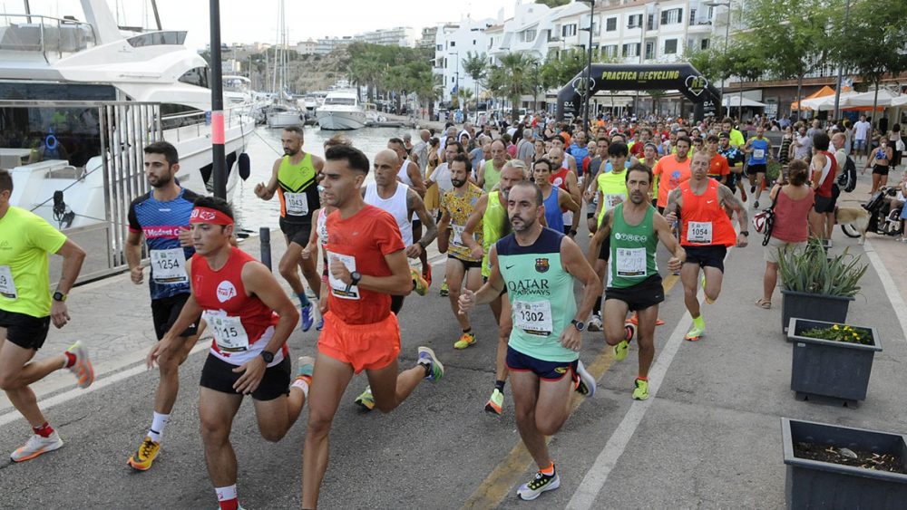 Más de 230 participantes.