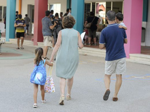 (Fotos) Menorca vuelve a las aulas con 245 alumnos menos que el curso anterior