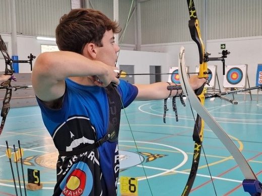 (Fotos) Récord de participación en la primera prueba del Triangular Indoor Menorca Lines