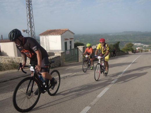 (Fotos) La Volta Cicloturista despide en Menorca una edición brillante