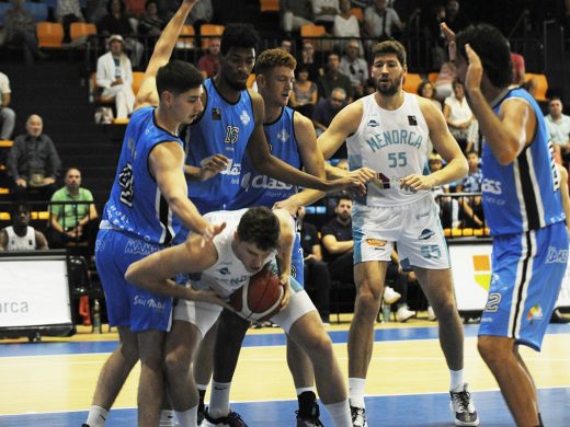 (Fotos) El Hestia renueva el cetro balear tras ganar 85-77 al Class Sant Antoni