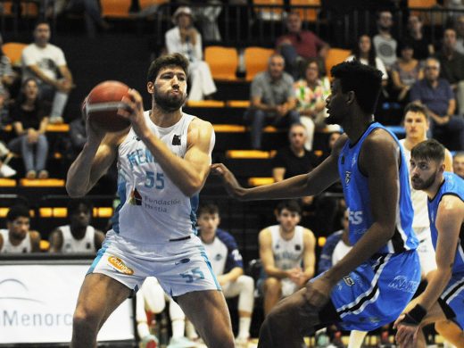 (Fotos) El Hestia renueva el cetro balear tras ganar 85-77 al Class Sant Antoni