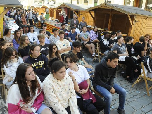 (Fotos) Arranca en Maó la Feria del Libro en Catalán