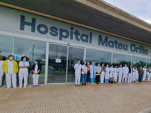 (Fotos) Menorca guarda silencio contra la violencia contra las mujeres