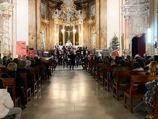 (Fotos) La voz de la Navidad llega a Maó