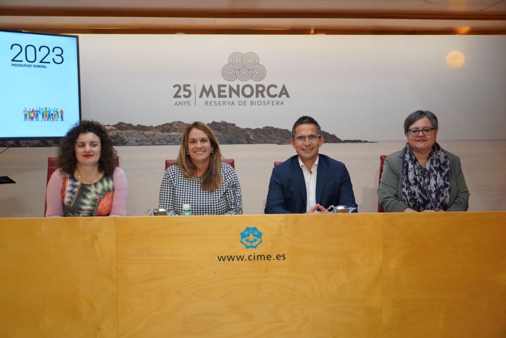 Gomila, Mora, Juaneda y Gómez, miembros del equipo de gobierno del Consell de Menorca