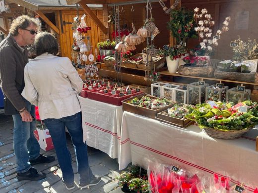 (Fotos) Gran afluencia a la ‘Fira de Nadal’ de Maó