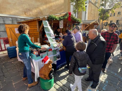 (Fotos) Gran afluencia a la ‘Fira de Nadal’ de Maó