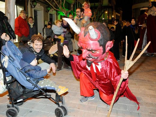 Aroma de torrada en la vigilia de Sant Antoni