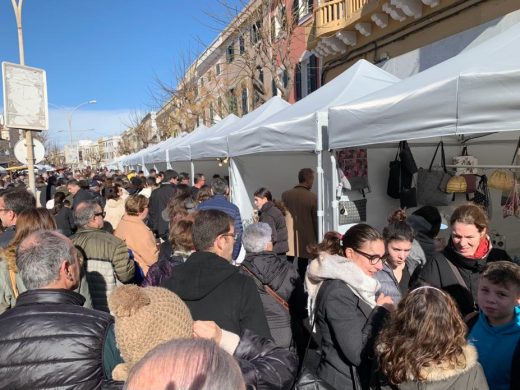 (Fotos) Gran afluencia de público en el ‘Mercat de Sant Antoni’