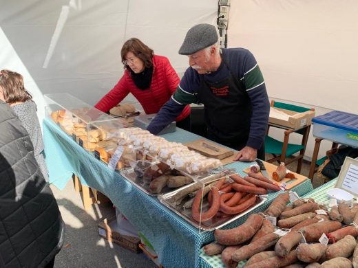 (Fotos) Gran afluencia de público en el ‘Mercat de Sant Antoni’