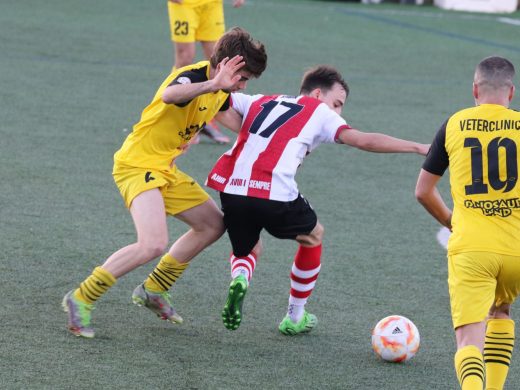 El Mercadal tiene un problema en casa y no pasa del empate a 0 ante  el Manacor