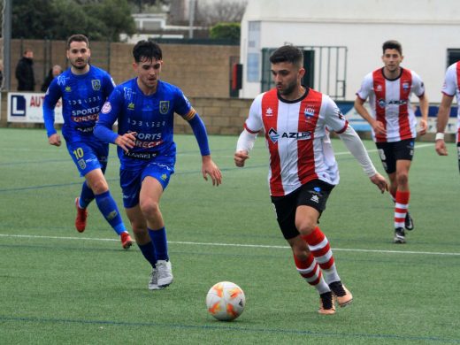 El Mercadal tumba al líder, Andratx, por 2-1