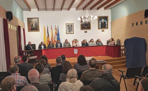 Momento del acto institucional de la fundación Es Castell. FOTO. Ajuntament de Es Castell