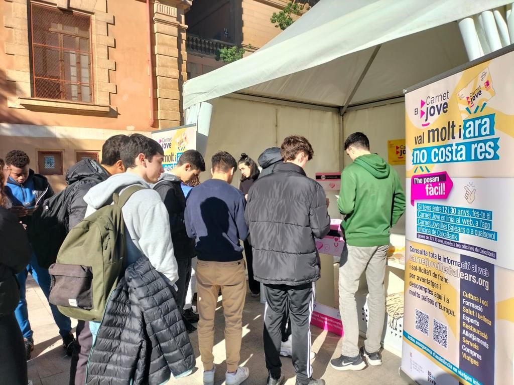 Las expediciones del carnet se duplicaron el pasado mes de enero en Baleares