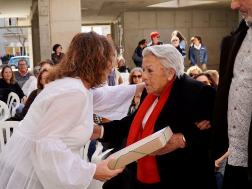 Entregan 40 llaves de la 1ª promoción pública de alojamientos intergeneracionales en Maó