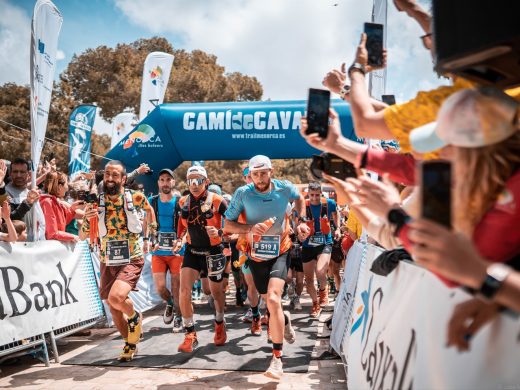 (Fotos) Arranca la Trail Menorca Camí de Cavalls