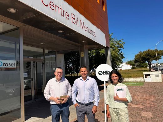 Los candidatos de Més per Menorca en el Centre Bit de Alaior