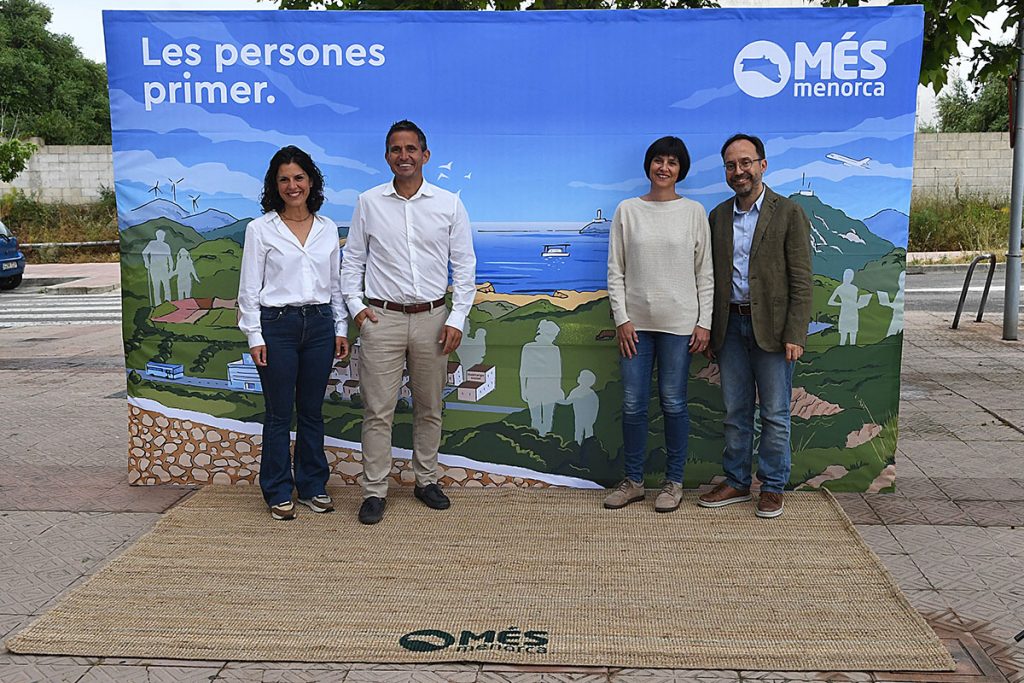 Candidatos de Més per Menorca (Foto: Tolo Mercadal