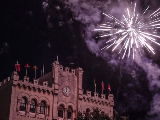 (Fotos) Pèl de Gall y los fuegos artificiales cierran un Sant Joan espectacular