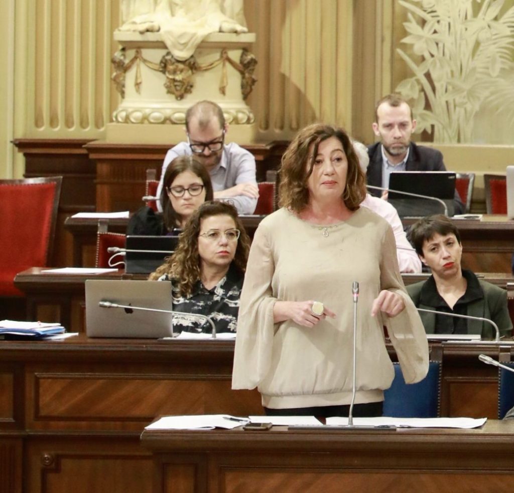 Francina Armengol se convierte en la cuarta mujer que ostenta la presidencia del Congreso.