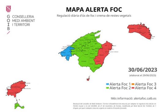 Mapa de la  Conselleria de Medi Ambient I Territori en el que se muestra a toda Menorca en riesgo meteorológico de incendio forestal muy alto o extremo