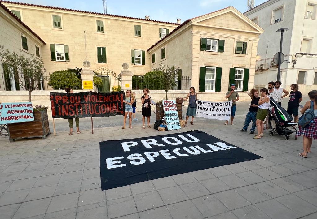 Las instituciones siguen sin dar una alternativa habitacional digna (Fotografía: Tolo Mercadal)