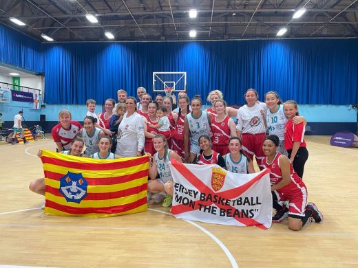 El equipo femenino de baloncesto ha disputado una gran final que ha dado como resultado un oro muy merecido (Foto: IGA Menorca)