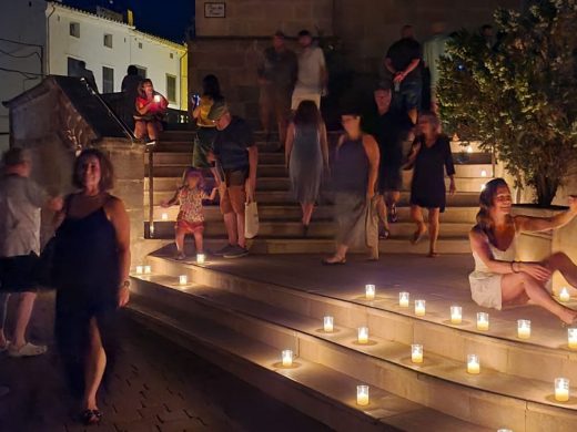 (Fotos) Así luce Alaior a la luz de las velas