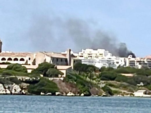 (Fotos y Vídeos) Incendio en Maó